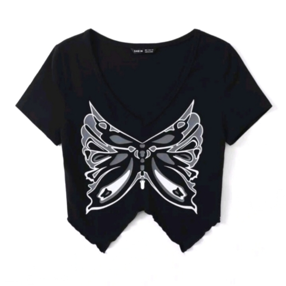 A (Black) Butterfly short sleeve shirt 🦋